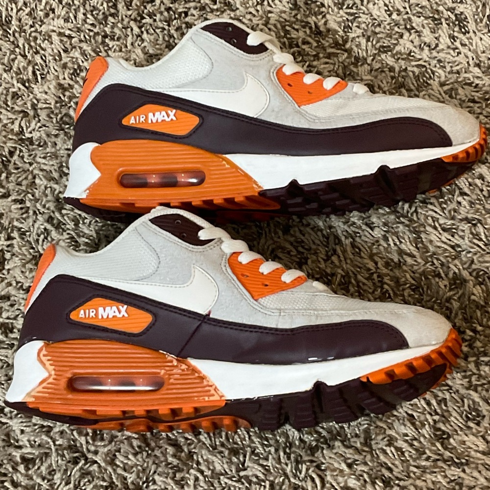 Men’s Nike Airmax 360 shoes, size 8(m) size 9.5(w), released in 2011, GUC